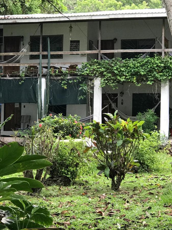 Hotel El Pargo Feliz Montezuma Exterior foto