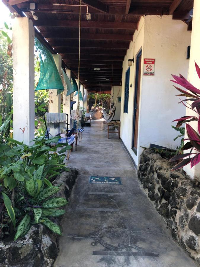 Hotel El Pargo Feliz Montezuma Exterior foto